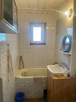 Vand apartament , 2 camere , semidecomandat , etaj 4 ,  str. Castanilor nr.5 C, Micro 1 - imagine 11 Vand apartament , 2 camere , semidecomandat , etaj 4 ,  str. Castanilor nr.5 C, Micro 1 - imagine 11