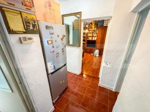 De vanzare: Apartament 3 Camere Decomandat si Modificat - imagine 4