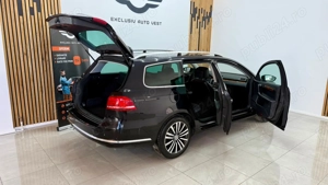 ** Volkswagen Passat ** - imagine 11