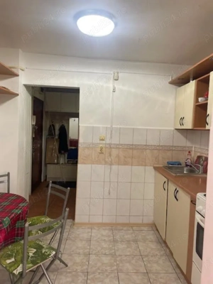 Inchiriez apartament , 2 camere , decomandat , etaj 2 , str.Timisorii nr.110 - imagine 5 Inchiriez apartament , 2 camere , decomandat , etaj 2 , str.Timisorii nr.110 - imagine 5