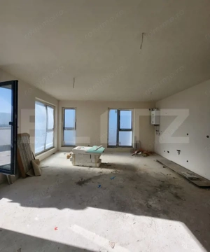 Penthouse de 2 camere, finisat, terasa, garaj, zona Somesului