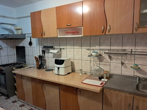 Vand apartament 4 camere in Vaslui - imagine 4