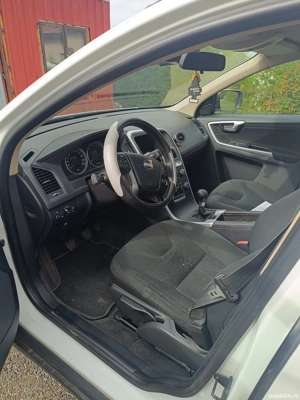 Volvo Xc60 2.0 163cp - imagine 5