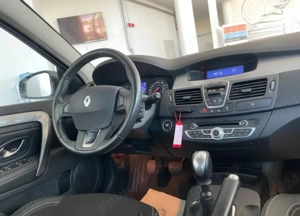 Renault Laguna dCi 110 FAP Emotion - imagine 10