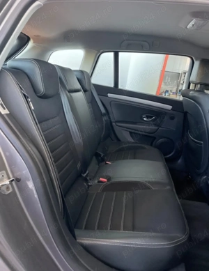 Renault Laguna dCi 110 FAP Emotion - imagine 19