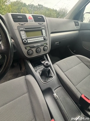 VW Golf 5  - imagine 8 VW Golf 5  - imagine 8