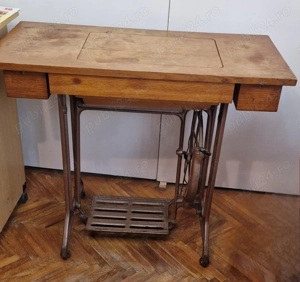 Mașină de cusut Vintage- Union (Singer)