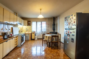 Casă individuală 160 mp, 1.200 mp teren, garaj și spațiu comercial - imagine 7