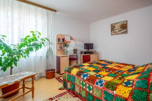 Casă spațioasă în Bușteni, cu vedere superbă către Munții Bucegi - imagine 19