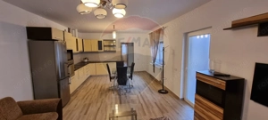 Casă  cu 3 camere de închiriat în zona Poltura - imagine 2