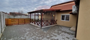 Casă  cu 3 camere de închiriat în zona Poltura - imagine 8