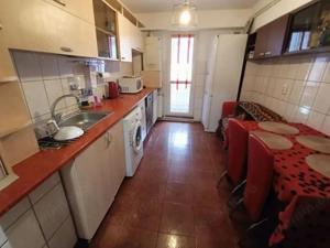 Apartament 4 camere, Micro 18 - imagine 2 Apartament 4 camere, Micro 18 - imagine 2