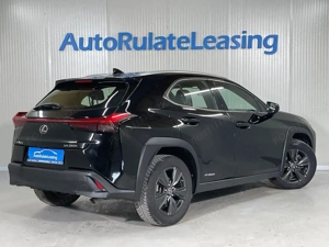 Lexus UX - imagine 3