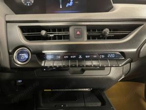 Lexus UX - imagine 17