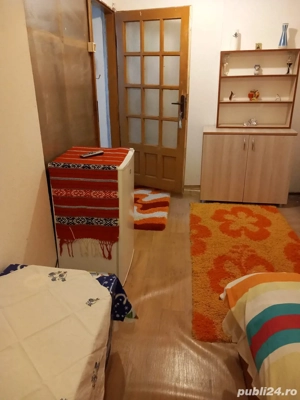 CHELTUIELI INCLUSE: Camera de inchiriat la demisol zona Penny  Autogara