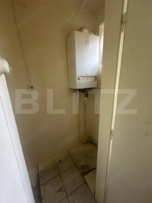 Apartament cu 3 camere, 60 mp, zona Centrala  - imagine 6