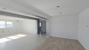 Hală nouă + clădire birouri de închiriat, zona Metro - imagine 15