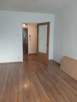 PROPRIETAR vand garsoniera 2 din 10 1983 Dristor Str. Laborator Kaufland