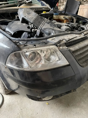 Dezmembrez Passat b 5.5 - imagine 2