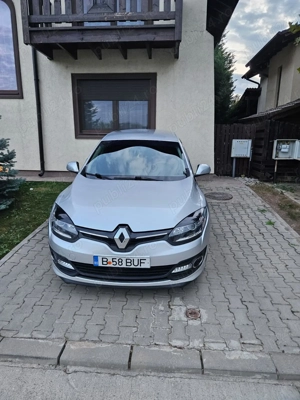 Vind autoturism in buna stare - imagine 3 Vind autoturism in buna stare - imagine 3