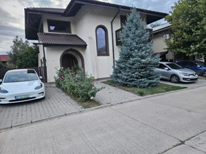 Vind autoturism in buna stare - imagine 6 Vind autoturism in buna stare - imagine 6