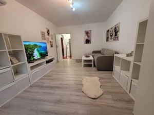 Garsoniera renovata, integral, 10 min Metrou Timpuri Noi sau Tineretului