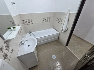 Casa tip pensiune- agighiol  - imagine 18