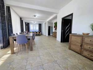 Casa tip pensiune- agighiol  - imagine 17