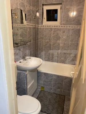 Apartament 2 camere, 35 mp, zona Sfanta  Vineri - imagine 7