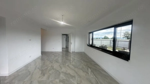 Casa pe un singur nivel 4 camere , in zona Harman  - imagine 14