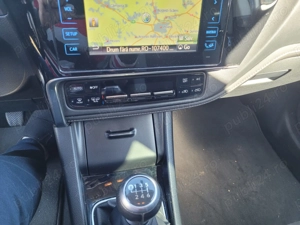 Toyota Auris 1,4 Diesel - imagine 3