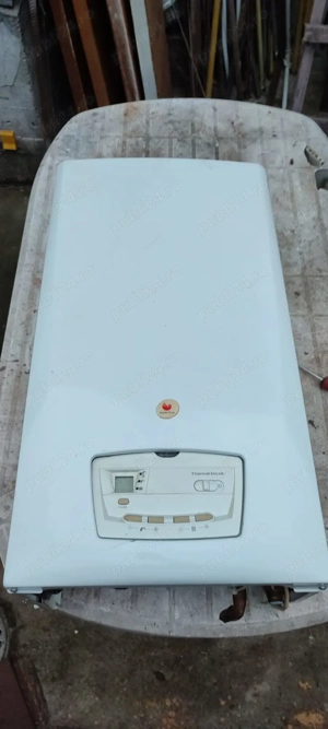 Dezmembrez Centrala Termica Saunier Duval Themaclassic F24 E2 Pe Piese