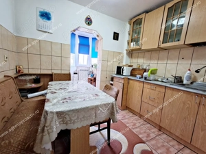 Apartament cu 3 camere, IC Frimu, etaj 1-ideal pentru o familie! - imagine 2