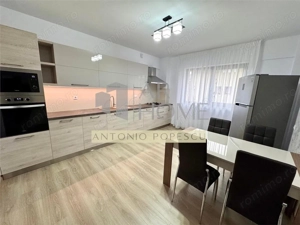 Apartament 3 camere 116 mp, 2 locuri de parcare, Ploiesti, cartier Albert. - imagine 13