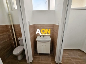 Spatiu nou de birouri, 82 mp, + boxa 17 mp, zona Centru - imagine 5