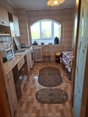 PARTICULAR apart 3 camere etaj 2 Lacul Tei