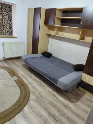 Apartament cu o camera de închiriat