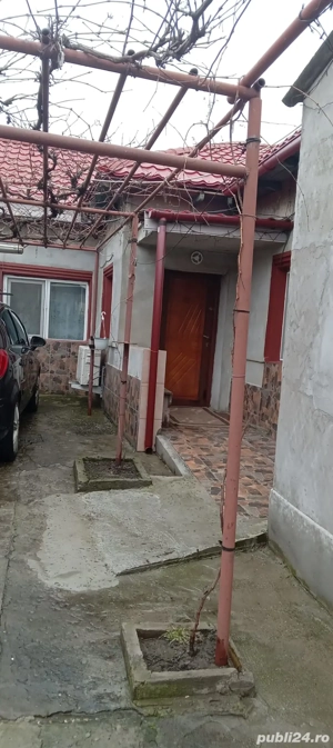 Casa de vanzare - imagine 2 Casa de vanzare - imagine 2