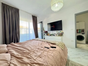 Vând apartament decomandat cu  POD pe toata suprafata  si BOXA  Braytim - imagine 8