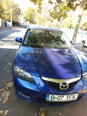 Vand Mazda 3 usor avariata - imagine 3 Vand Mazda 3 usor avariata - imagine 3