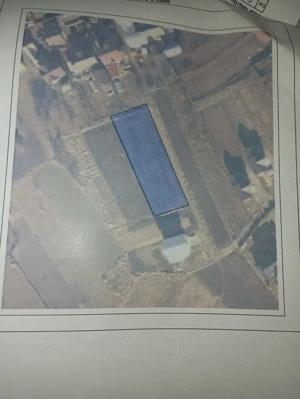 Vând teren intravilan