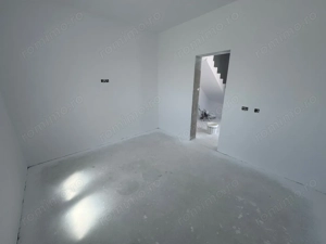 Comision 0% Panouri fotovoltaice. 5 camere. 3 bai. Teren generos - imagine 12