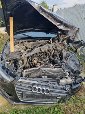 Audi A4 B8, avariat - imagine 10