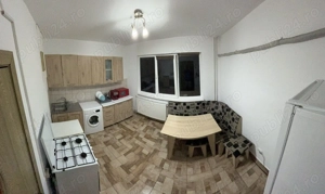Apartament cu 1 camera, zona Lunei, et 2 - imagine 5