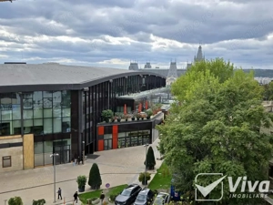 CENTRU-Ramada, vedere spre PALAS, 3 camere, D, mobilat si utilat!