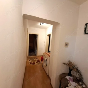 Apartament 3 camere, etaj1 (Politie) - imagine 8