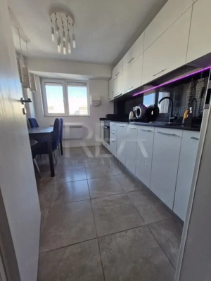 Apartament cu 2 camere la 6 minute de stația autobuzelor 640 și N109 - imagine 9