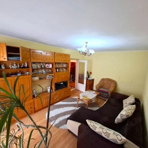 Apartament 3 camere, etaj1 (Politie)