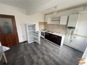 2 camere decomandat in vila Sagului -Turist centrala proprie - imagine 12