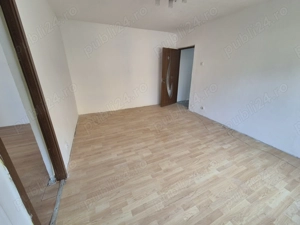 Vand 2 camere et.1 Micro 1